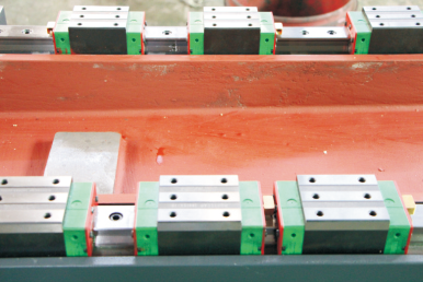 Moving Column Surface Grinding Machine HDM-16060 AHD/MSI Program Control Surface Grinder 3