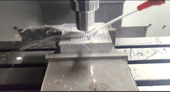 4 Axis 3 Axis Vertical Machining Center SV960L Table Size 1100*550mm Vertical Milling Center 8