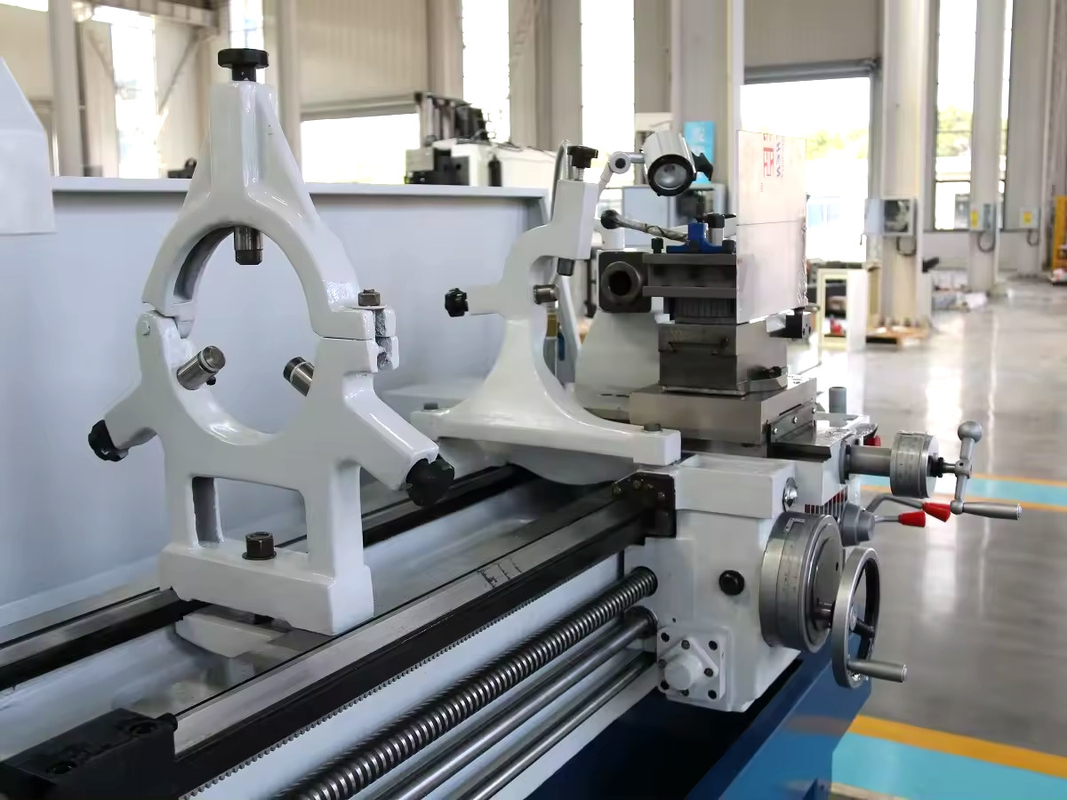Heavy Duty Gap Bed Turning Manual Lathe CA6180 Hole Trough Spindle 105mm Manual Lathe