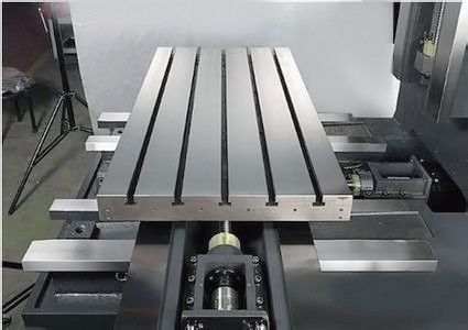 4 Axis 3 Axis Vertical Machining Center SV960L Table Size 1100*550mm Vertical Milling Center