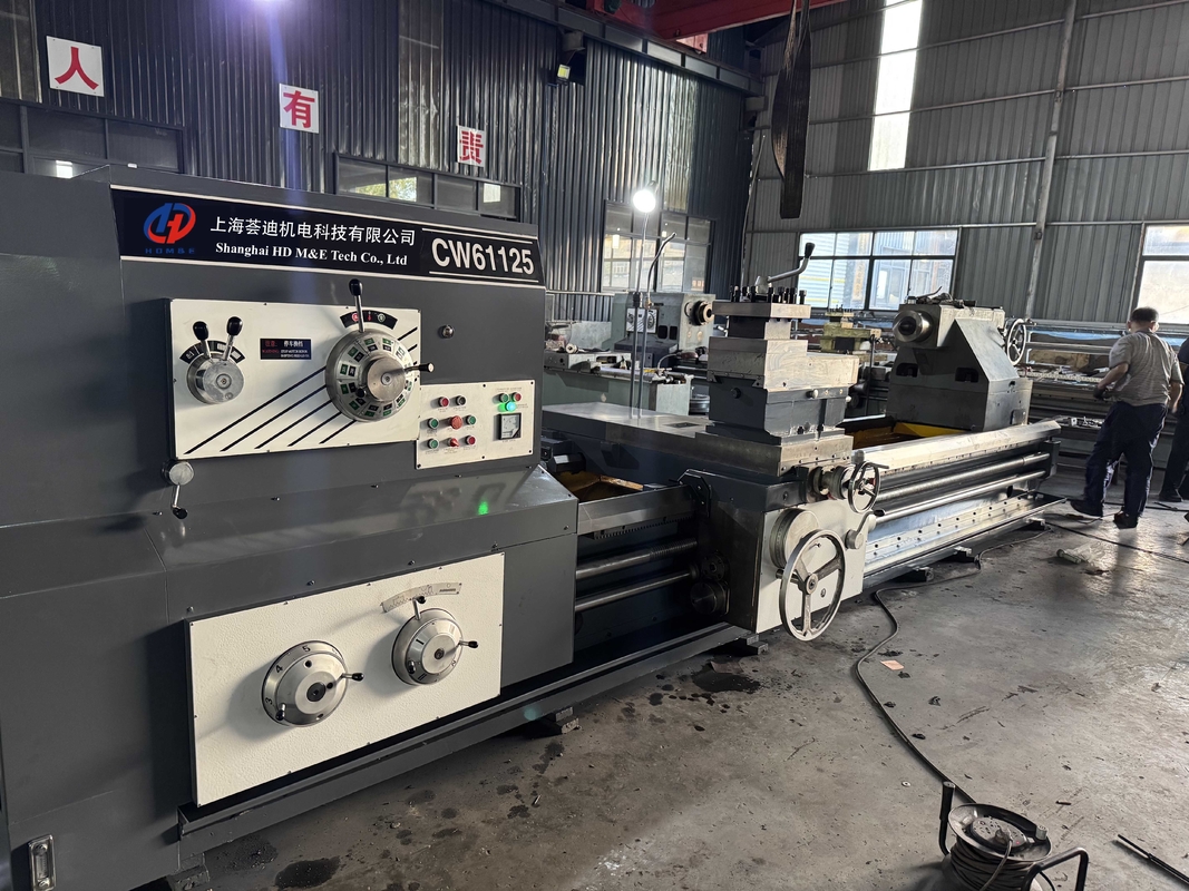 Powerful Heavy Duty Lathe CW61125 Big Spindle Bore 130mm Ordinary Horizontal Engine Lathe