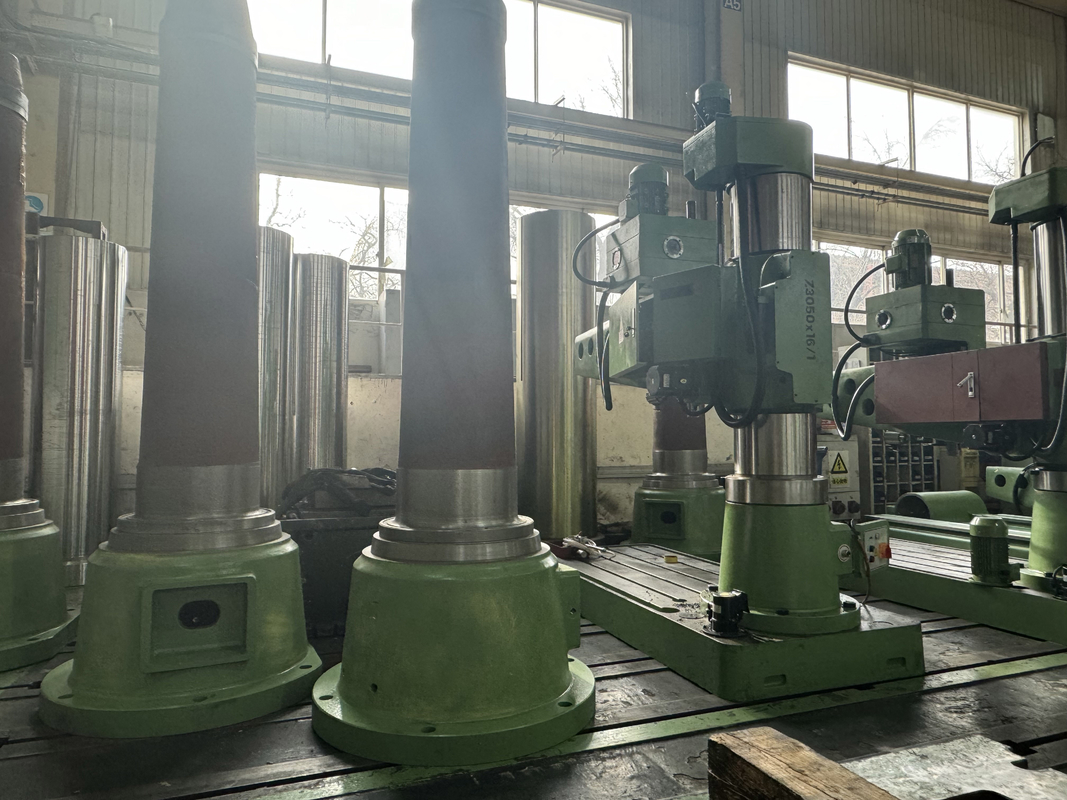 Heavy Duty Radial Drill 100mm Max Drilling 360° Rotation Z30100 Radial Arm Drill Press for Metalworking