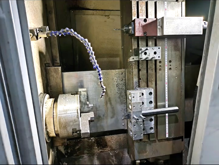 SMTCL Gang Tool Slant Bed CNC Lathe CHK46 Automatic Gang Type Lathe With Bar Feeder