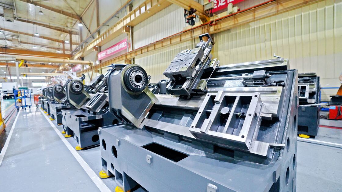 SMTCL HTC40Q CNC Horizontal Lathe | Durable Machining Solution for Automotive Axle & Shaft Parts